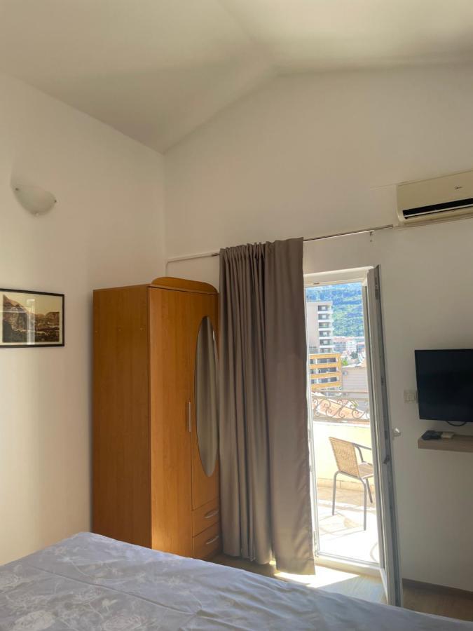 Apartments Manojlovic Будва Екстериор снимка