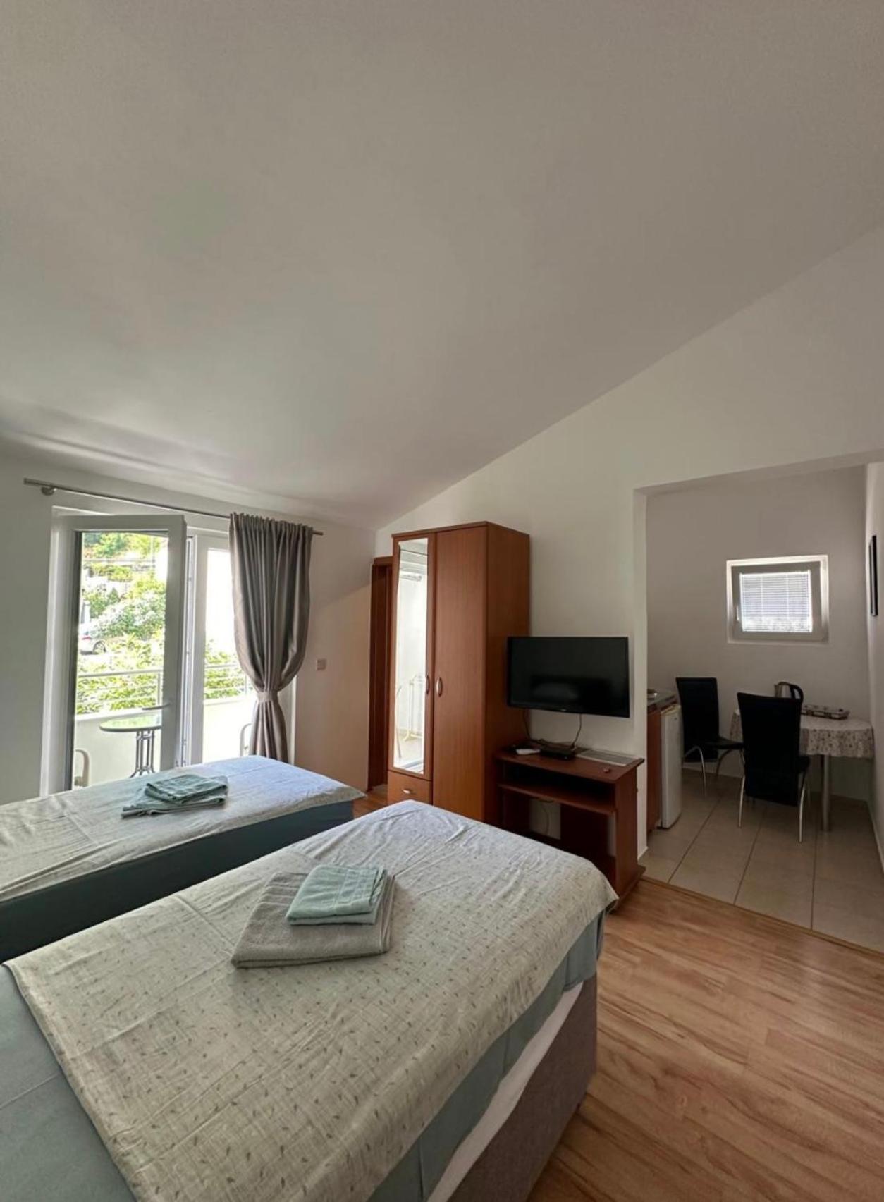 Apartments Manojlovic Будва Екстериор снимка