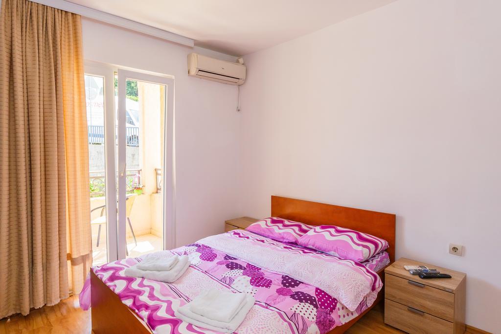 Apartments Manojlovic Будва Екстериор снимка